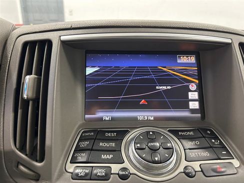 Used 2011 INFINITI G37 x Coupe w/ Premium Pkg image 12