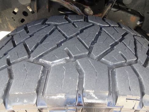 Used 2018 Ford F150 Lariat w/ Equipment Group 502A Luxury image 41