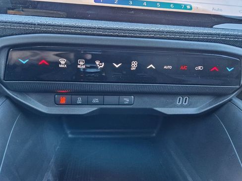 New 2026 Jeep Cherokee Laredo AWD/4WD image 26