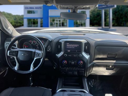 Certified 2021 Chevrolet Silverado 1500 LT Trail Boss w/ Convenience Package II AWD/4WD image 31