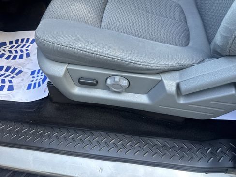 Used 2014 Ford F150 XLT w/ Equipment Group 302A Luxury AWD/4WD image 14
