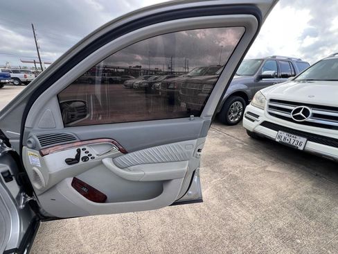 Used 2005 Mercedes-Benz S 600 image 38