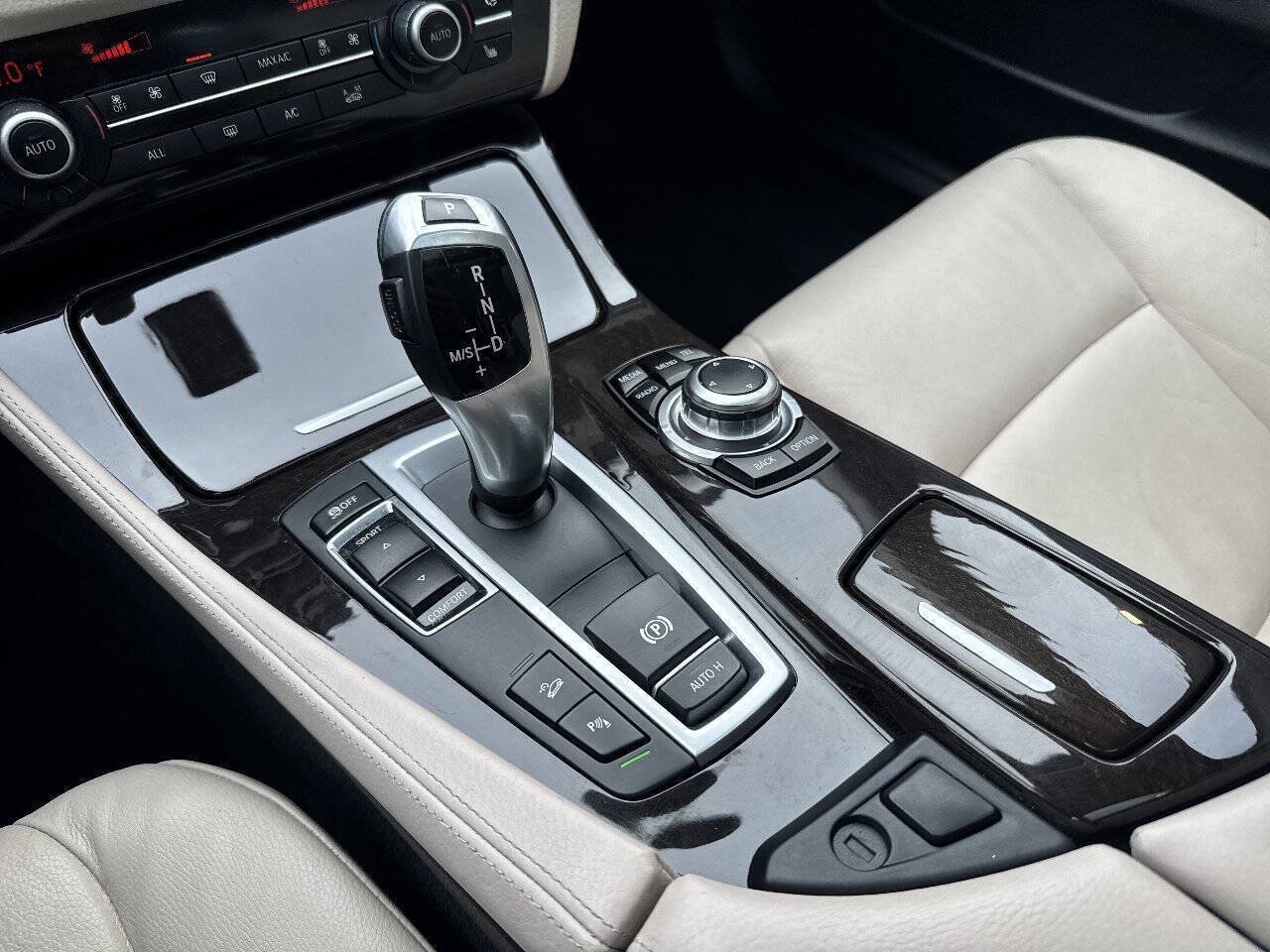Used 2013 BMW 528i xDrive Sedan AWD/4WD image 37