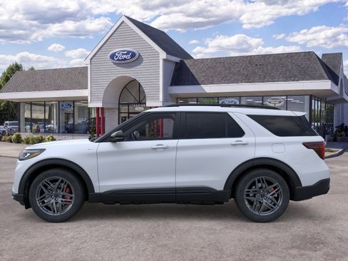 New 2026 Ford Explorer ST-Line w/ ST-Line Street Pack AWD/4WD image 3