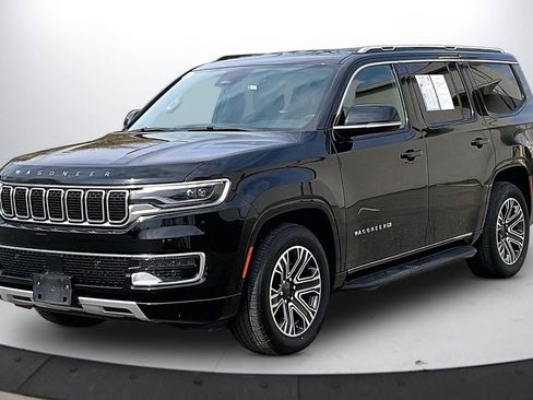 Certified 2024 Jeep Wagoneer Series II w/ Flexible Seating Group AWD/4WD image 4
