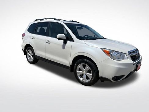 Used 2014 Subaru Forester 2.5i Limited AWD/4WD image 10