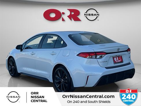 Used 2024 Toyota Corolla SE image 7