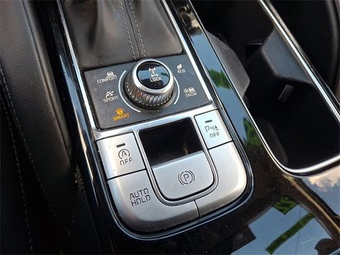 Certified 2022 Kia Telluride EX w/ EX Premium Package image 26