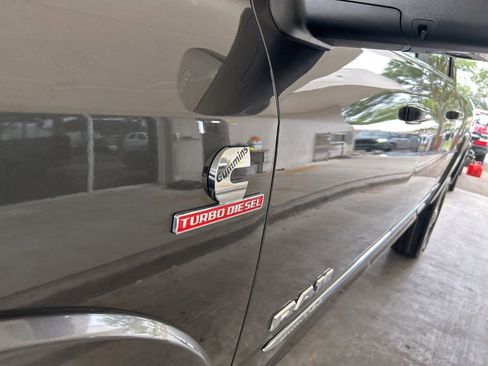 Used 2023 RAM 2500 Limited AWD/4WD image 17