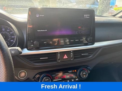 Used 2022 Kia Forte GT w/ GT2 Package FWD image 6