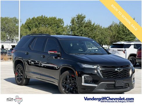 Used 2023 Chevrolet Traverse Premier w/ Redline Edition FWD image 2