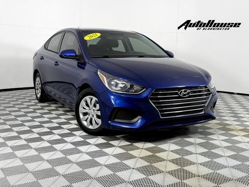 Used 2021 Hyundai Accent SE FWD image 1
