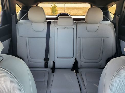 Used 2025 Hyundai Tucson Limited image 24