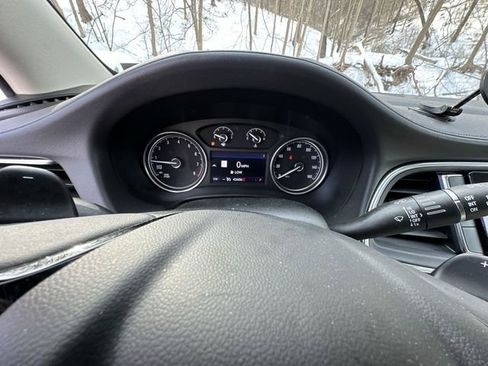 Used 2023 Buick Enclave Essence w/ Experience Buick Package image 12