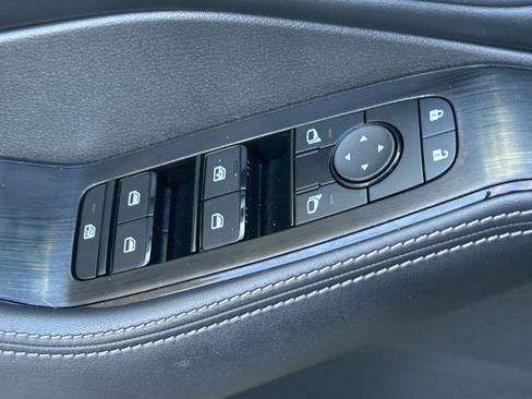 Certified 2023 Nissan Rogue SV w/ SV Premium Package image 21