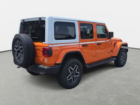 New 2026 Jeep Wrangler Unlimited Sahara AWD/4WD image 5