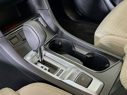 Used 2024 Subaru Ascent Premium w/ Convenience Package image 24