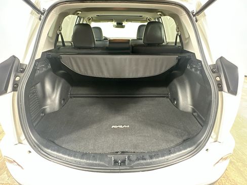 Used 2016 Toyota RAV4 Limited AWD/4WD image 30