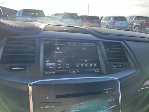 Used 2013 Lincoln MKS image 37