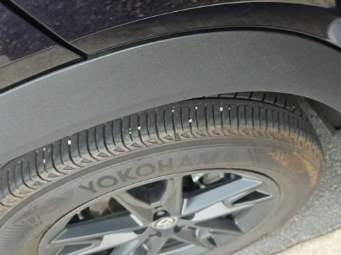 Used 2024 Toyota Grand Highlander Limited image 9