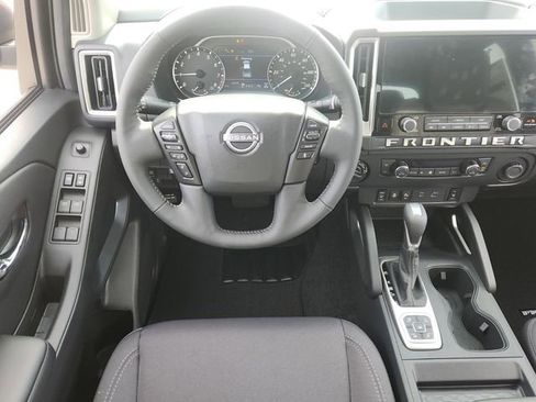 New 2026 Nissan Frontier SV w/ SV Convenience Package AWD/4WD image 10