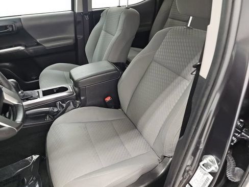 Certified 2023 Toyota Tacoma SR5 AWD/4WD image 16