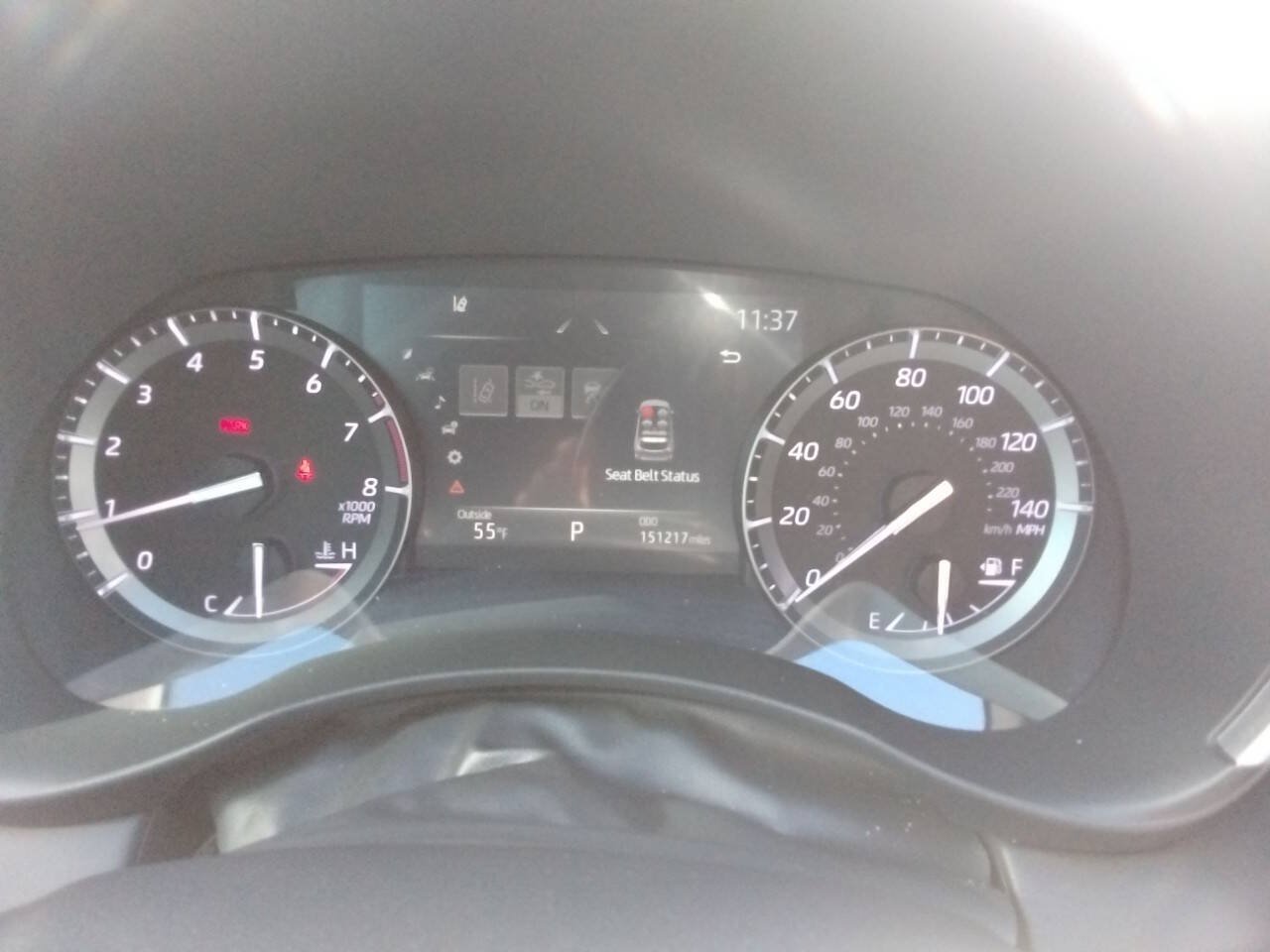 Used 2021 Toyota Highlander XSE FWD image 8