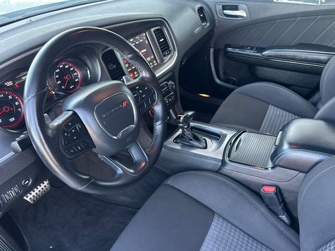 Used 2022 Dodge Charger R/T w/ Blacktop Package image 11