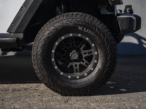 Used 2017 Jeep Wrangler Unlimited Sport w/ Quick Order Package 24S image 13