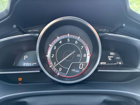 Used 2014 MAZDA MAZDA3 s Grand Touring FWD image 26
