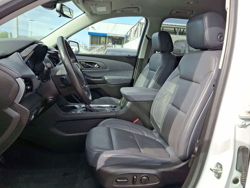 Certified 2018 Chevrolet Traverse Premier AWD/4WD image 25