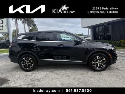 Used 2023 Kia Sportage EX FWD image 2