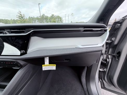 New 2026 Jeep Cherokee Laredo AWD/4WD image 19