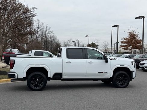 Used 2024 GMC Sierra 2500 AT4 w/ AT4 Premium Plus Package image 7