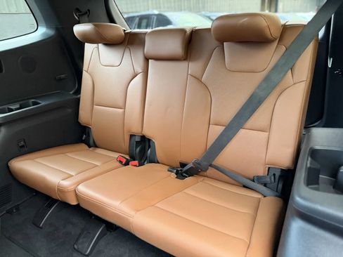 Used 2024 Kia Telluride SX Prestige X-Pro AWD/4WD image 17