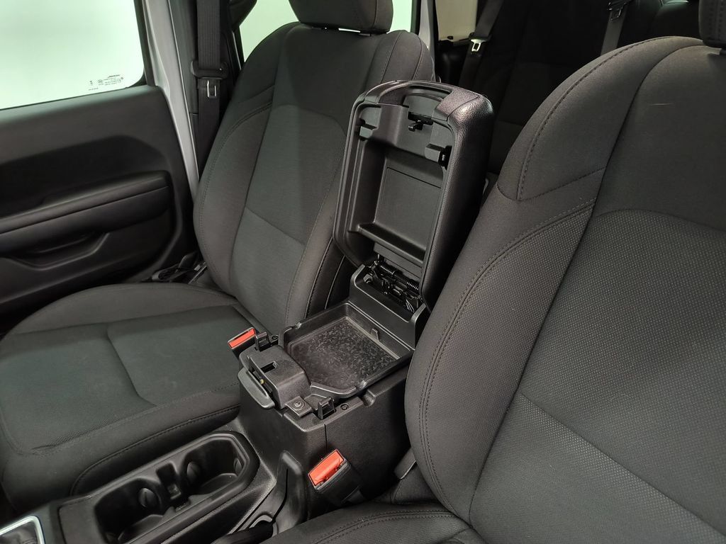 Used 2023 Jeep Gladiator Sport AWD/4WD image 28