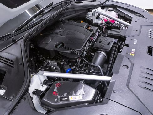 Certified 2026 Genesis GV70 2.5T Advanced image 24