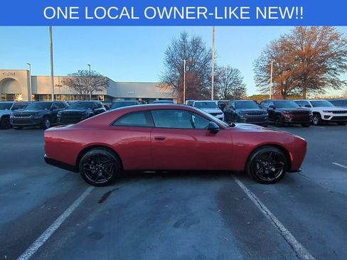 Used 2024 Dodge Charger R/T w/ Plus Group image 6