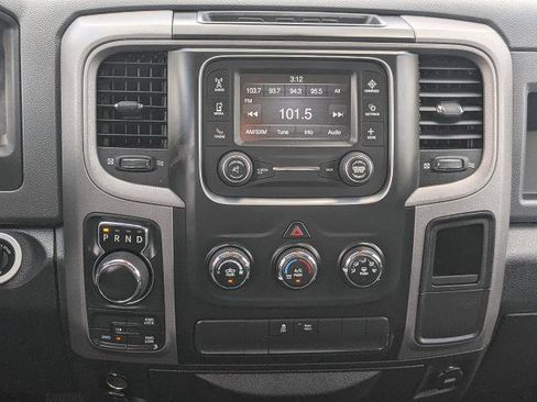 Used 2017 RAM 1500 Express w/ Express Value Package AWD/4WD image 17