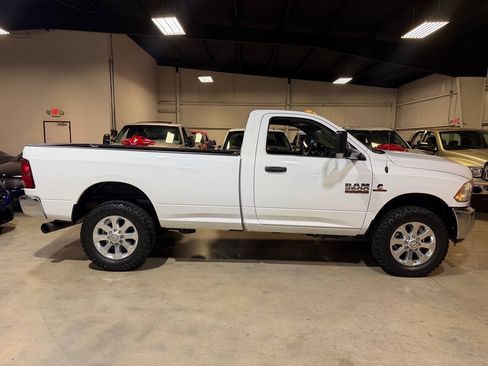 Used 2018 RAM 2500 Tradesman w/ Chrome Appearance Group AWD/4WD image 11