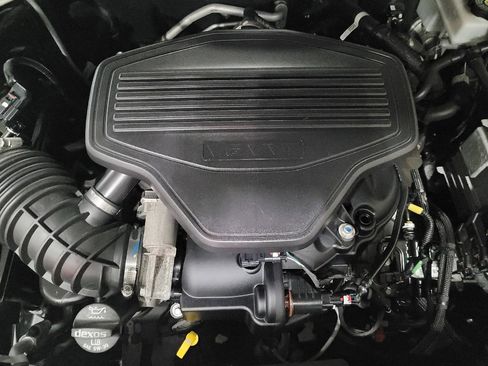 Used 2021 Chevrolet Blazer LT image 30