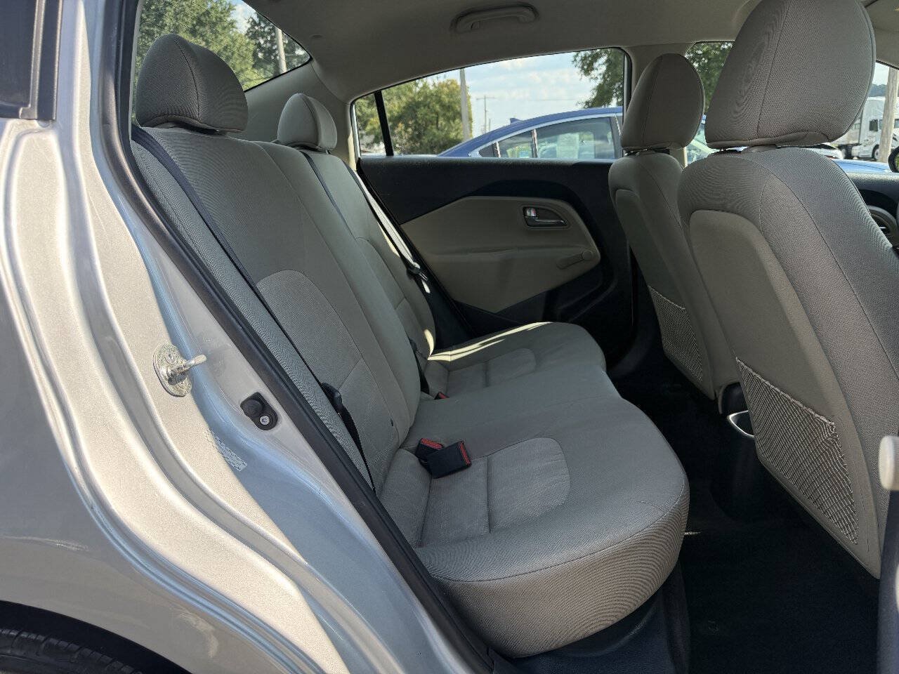 Used 2016 Kia Rio LX FWD image 16