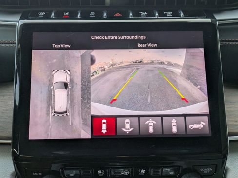 Used 2022 Jeep Grand Cherokee L Summit w/ MOPAR Finishing Package image 17