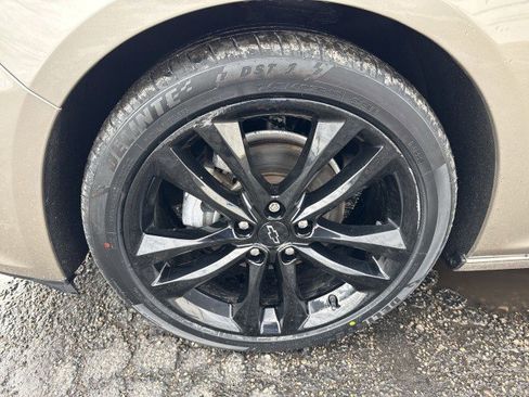 Certified 2022 Chevrolet Malibu LT w/ Leather Package image 18