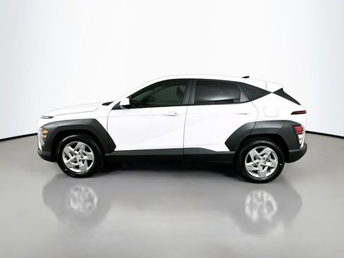 New 2026 Hyundai Kona SE image 8