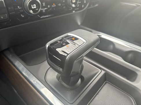 Used 2024 Chevrolet Silverado 1500 High Country w/ Technology Package image 23