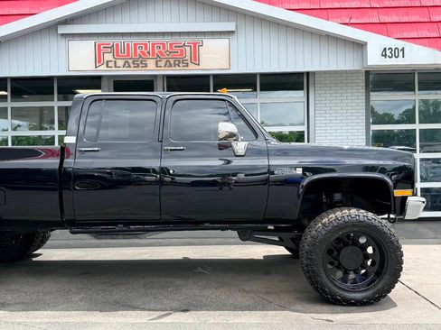 Used 1987 GMC Sierra 3500 4x4 Crew Cab image 18