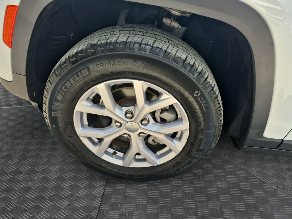Used 2022 Jeep Grand Cherokee Limited RWD image 14