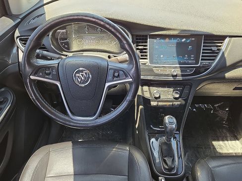Used 2018 Buick Encore Essence FWD image 17