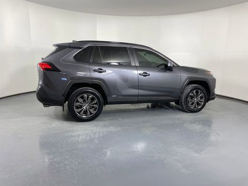 Certified 2024 Toyota RAV4 XLE Premium image 6